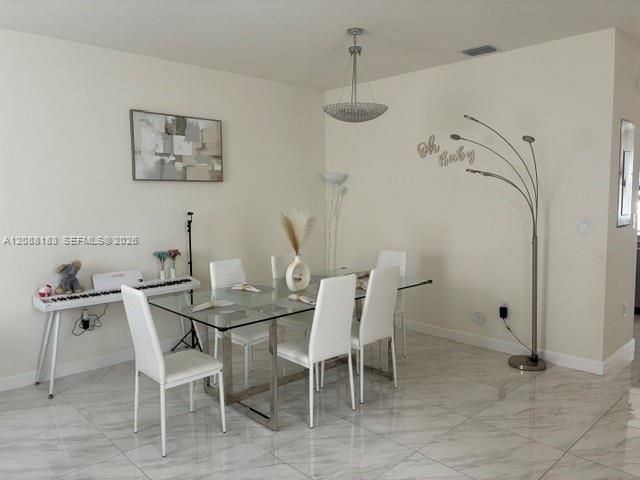 В аренду: $3,200 (3 спален, 2 ванн, 1540 Квадратных фут)
