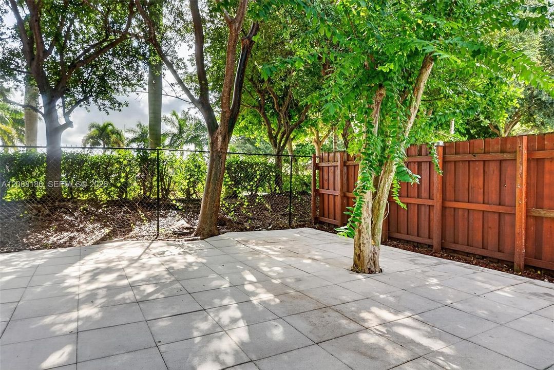 En Venta: $485,000 (4 camas, 2 baños, 2322 Pies cuadrados)