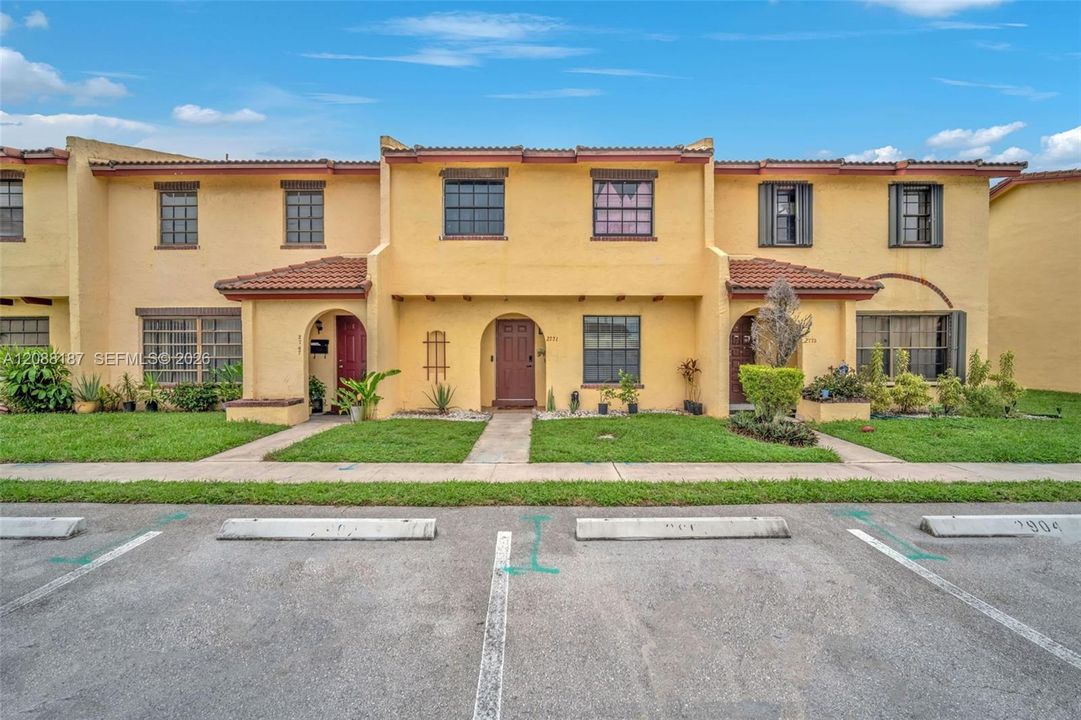 En Venta: $250,000 (3 camas, 2 baños, 1645 Pies cuadrados)