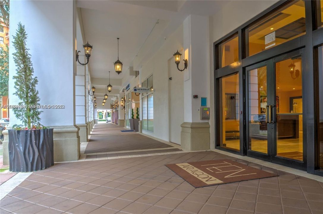 En Venta: $1,285,000 (3 camas, 2 baños, 1654 Pies cuadrados)