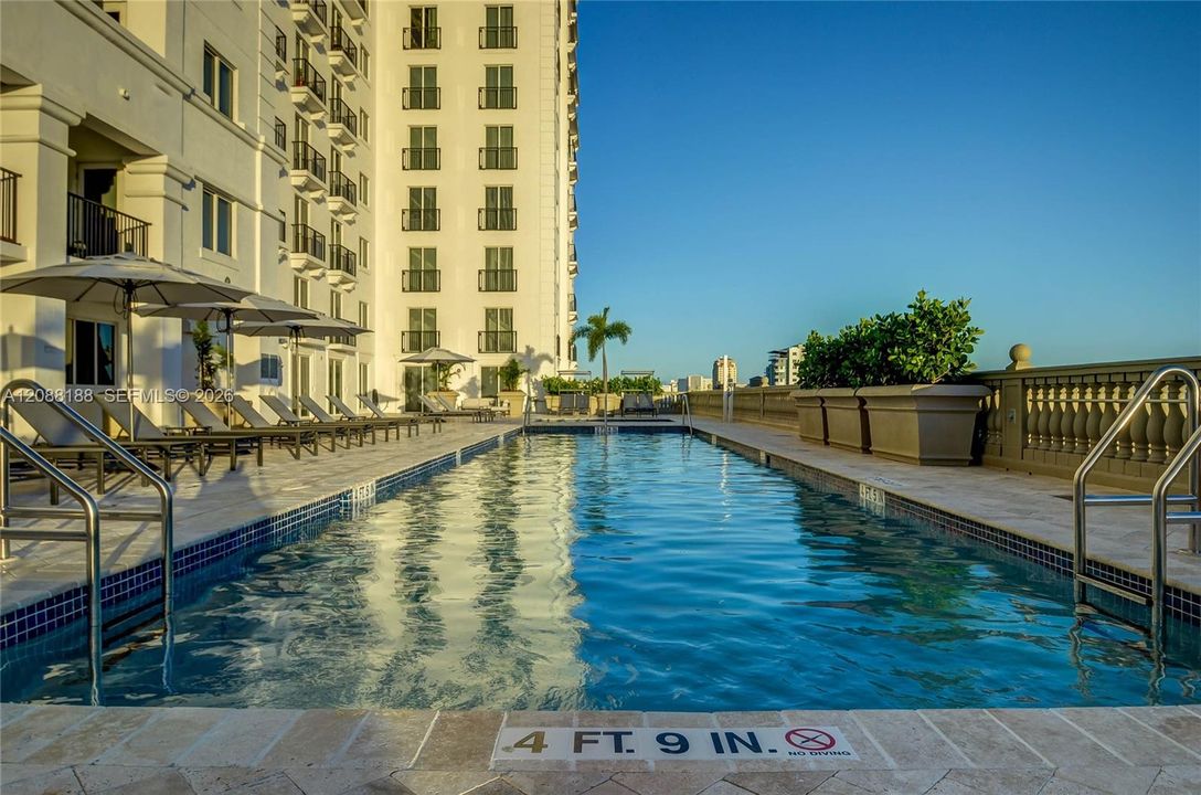 En Venta: $1,285,000 (3 camas, 2 baños, 1654 Pies cuadrados)