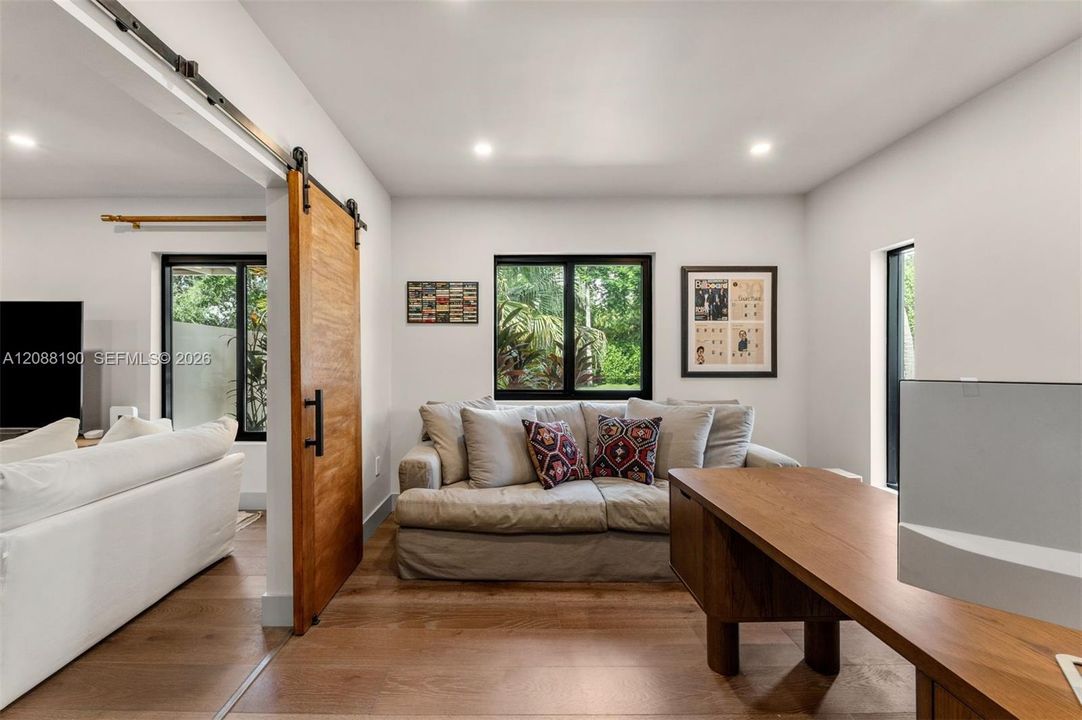 For Sale: $2,699,000 (4 beds, 3 baths, 3131 Square Feet)