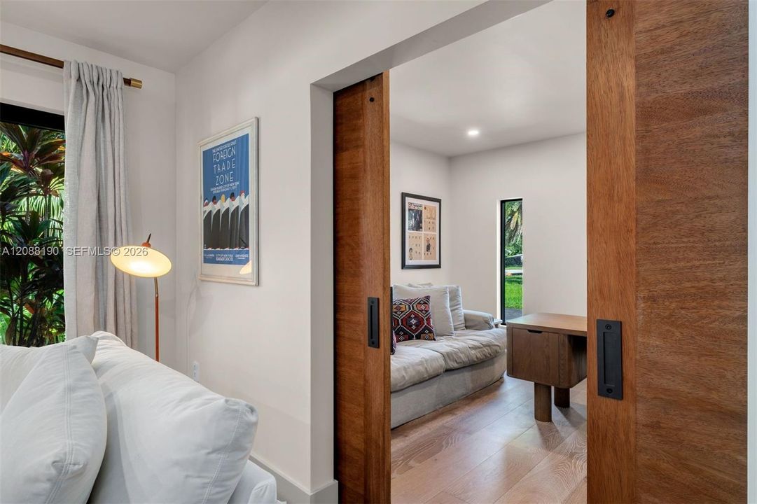 For Sale: $2,699,000 (4 beds, 3 baths, 3131 Square Feet)