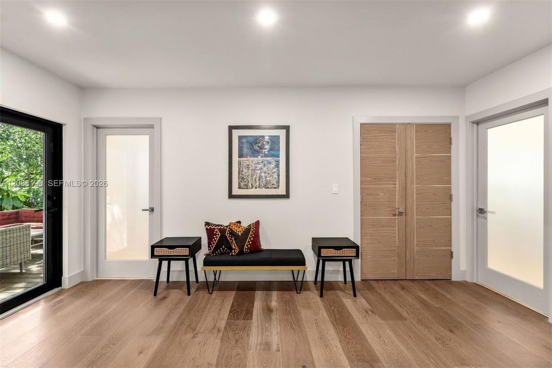 For Sale: $2,699,000 (4 beds, 3 baths, 3131 Square Feet)