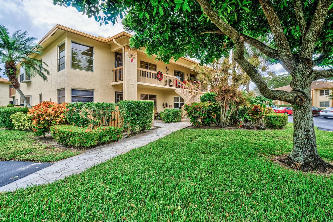 5840 Sugar Palm Court, Apt A