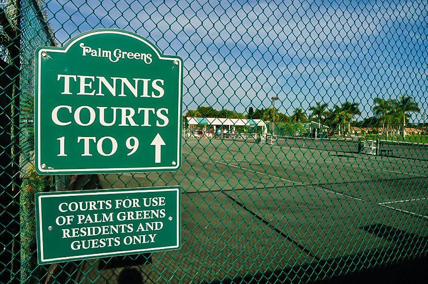 9 HAR-TRU TENNIS COURTS