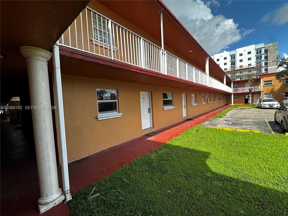 En Venta: $225,000 (2 camas, 1 baños, 794 Pies cuadrados)
