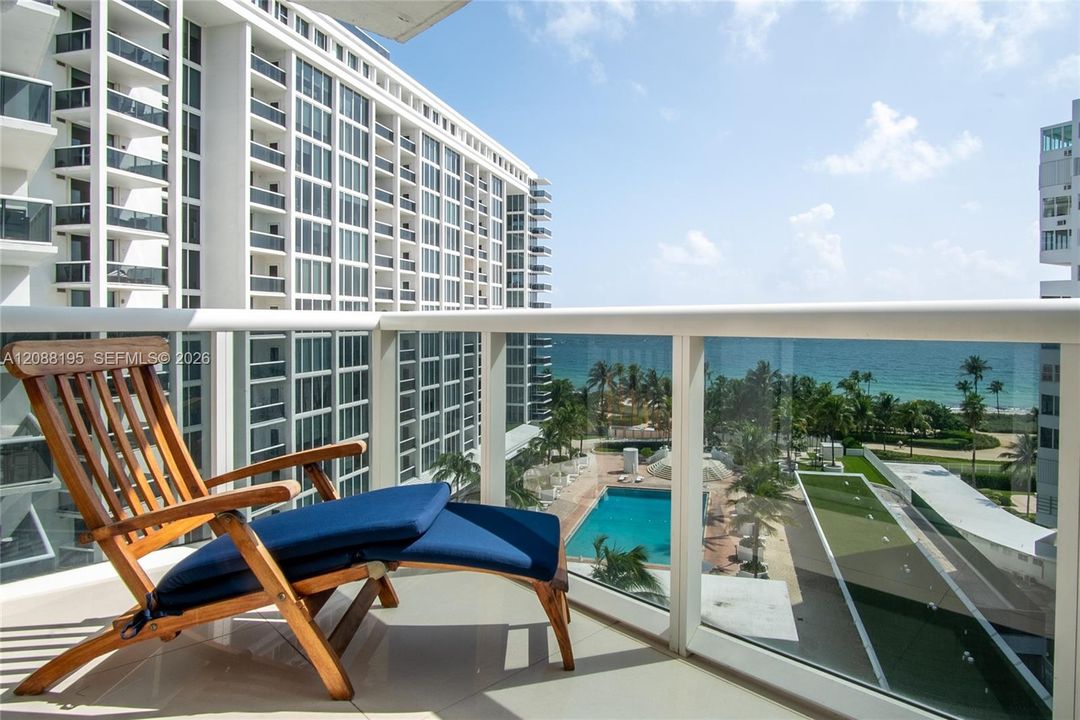 For Rent: $6,500 (2 beds, 2 baths, 1056 Square Feet)