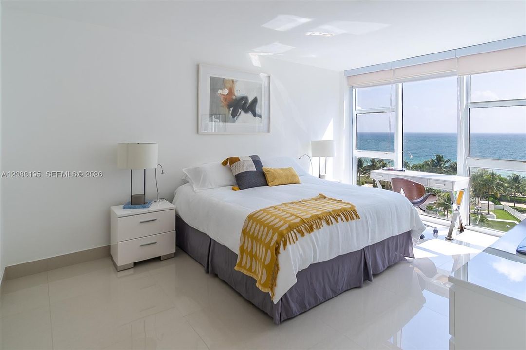 For Rent: $6,500 (2 beds, 2 baths, 1056 Square Feet)