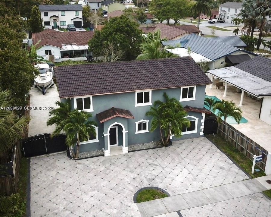 На продажу: $699,000 (4 спален, 3 ванн, 2174 Квадратных фут)