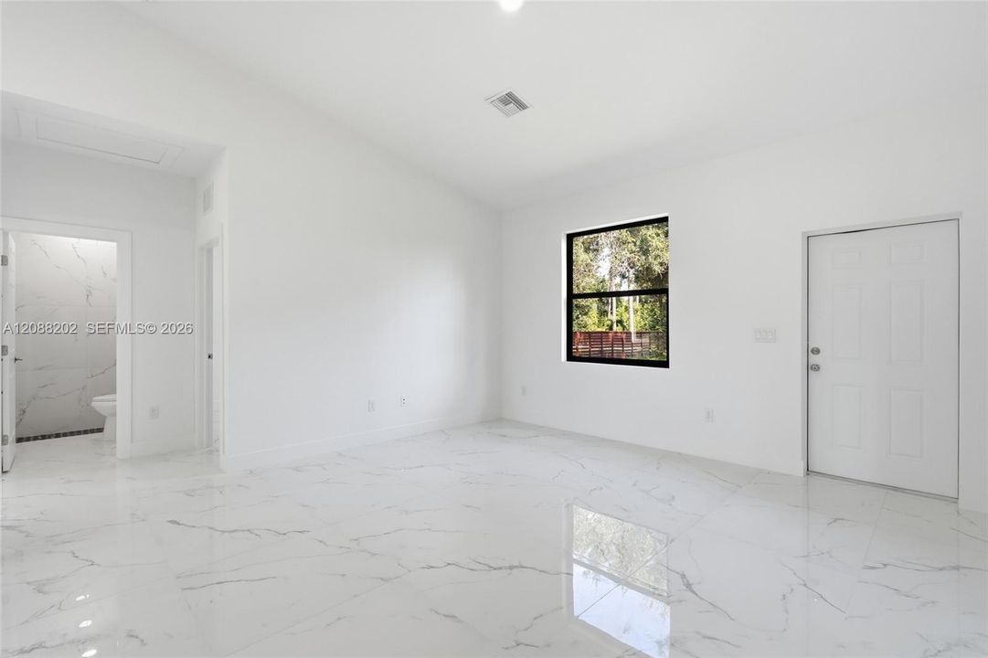 En Venta: $235,000 (3 camas, 2 baños, 0 Pies cuadrados)