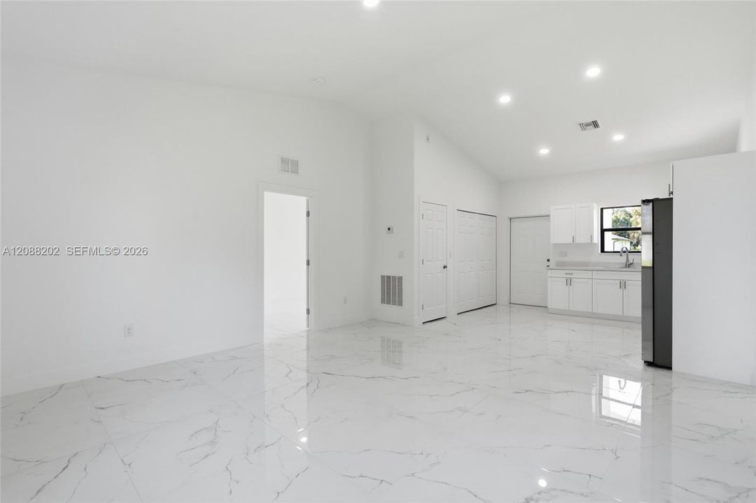 En Venta: $235,000 (3 camas, 2 baños, 0 Pies cuadrados)