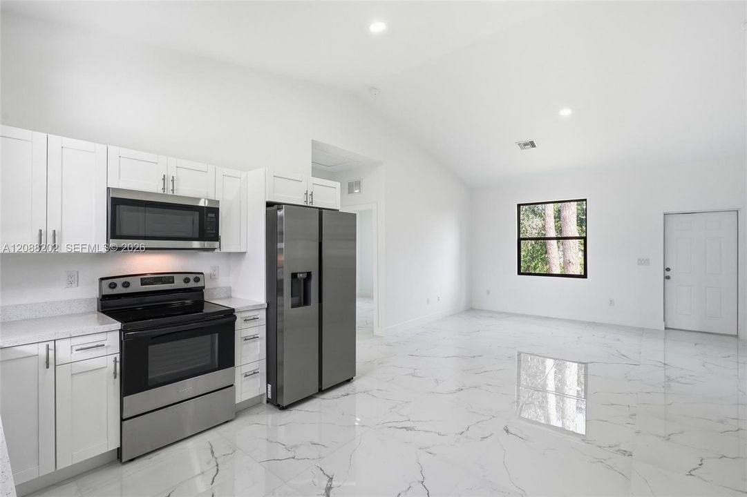 En Venta: $235,000 (3 camas, 2 baños, 0 Pies cuadrados)