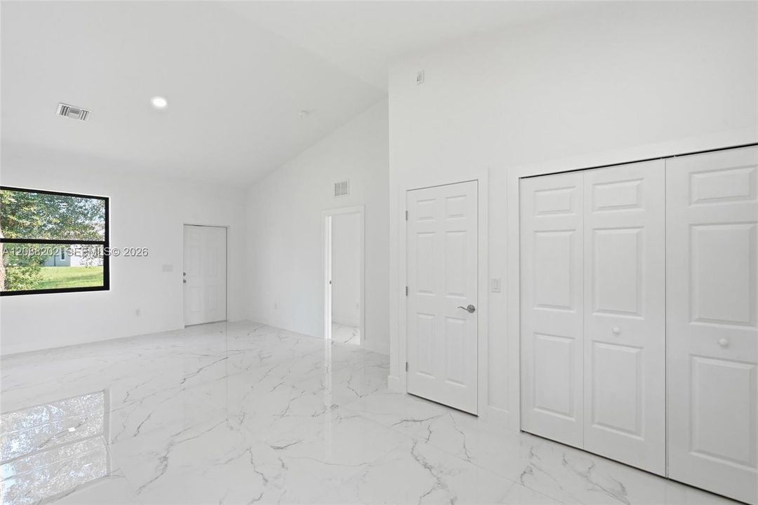 En Venta: $235,000 (3 camas, 2 baños, 0 Pies cuadrados)