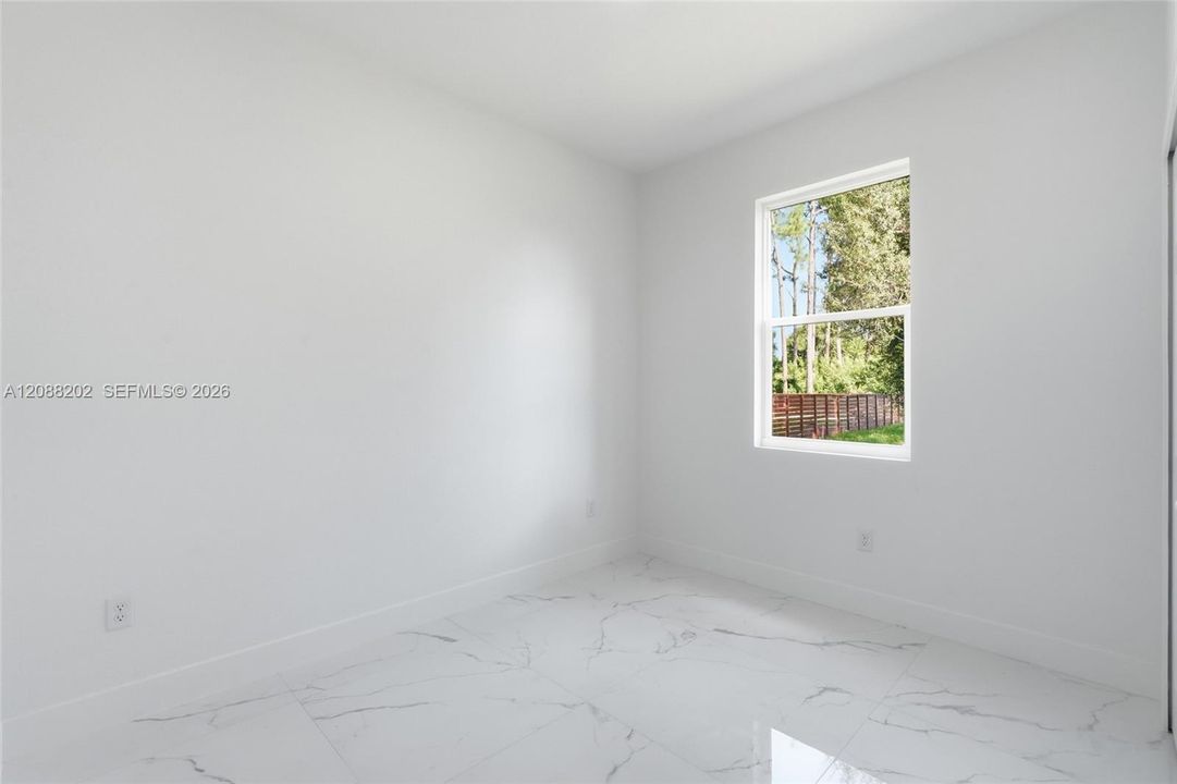 En Venta: $235,000 (3 camas, 2 baños, 0 Pies cuadrados)