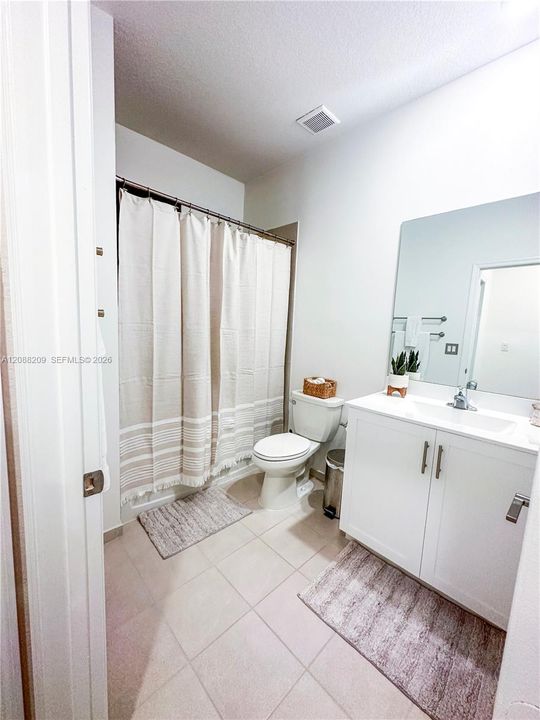 For Sale: $700,000 (3 beds, 2 baths, 1848 Square Feet)