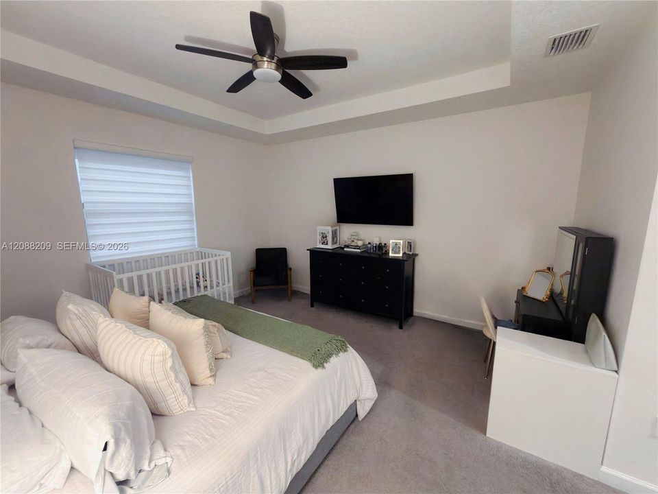For Sale: $700,000 (3 beds, 2 baths, 1848 Square Feet)