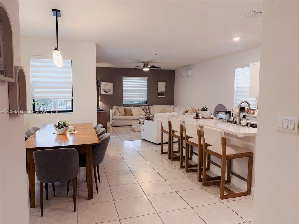 For Sale: $700,000 (3 beds, 2 baths, 1848 Square Feet)