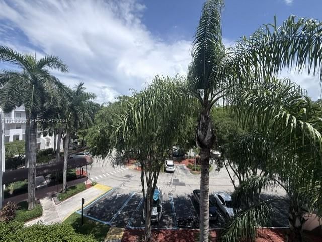 En Venta: $498,000 (2 camas, 2 baños, 1700 Pies cuadrados)