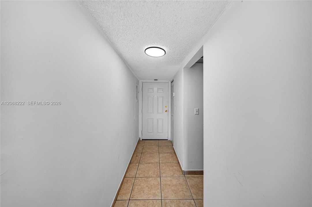 En Venta: $235,000 (2 camas, 2 baños, 960 Pies cuadrados)