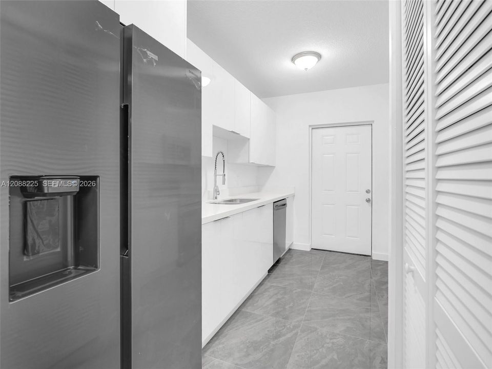 В аренду: $3,100 (3 спален, 2 ванн, 2152 Квадратных фут)