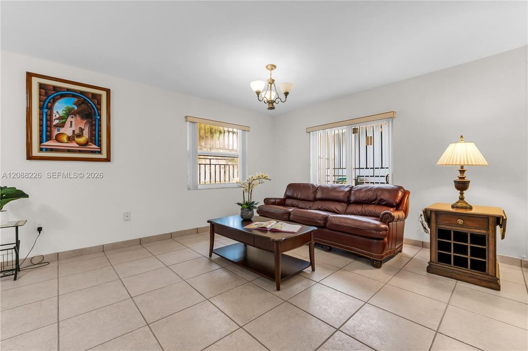 For Sale: $630,000 (3 beds, 2 baths, 1747 Square Feet)