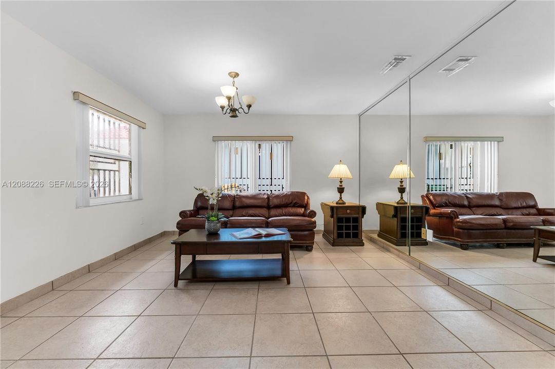 For Sale: $630,000 (3 beds, 2 baths, 1747 Square Feet)