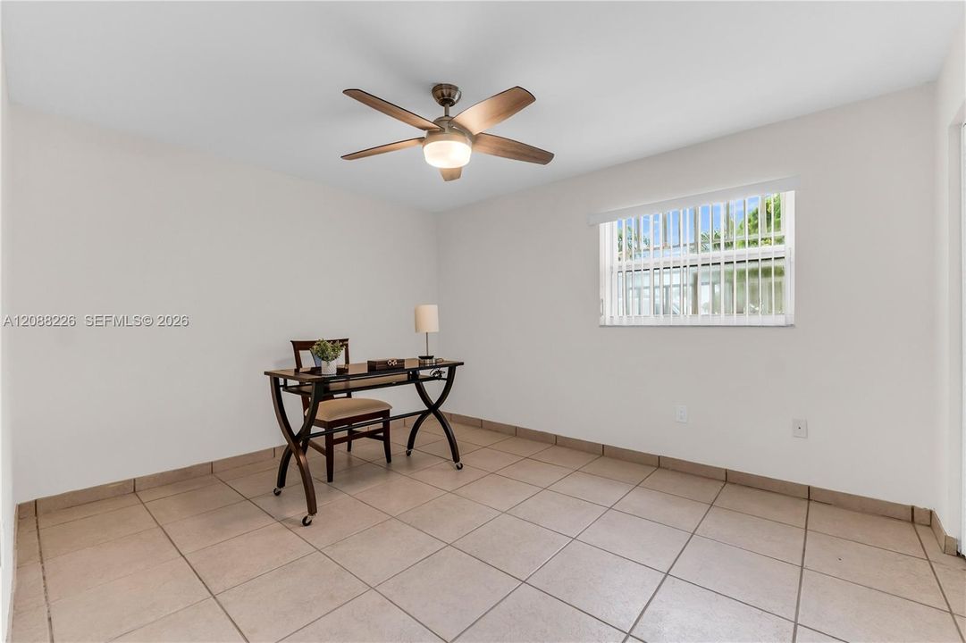 For Sale: $630,000 (3 beds, 2 baths, 1747 Square Feet)