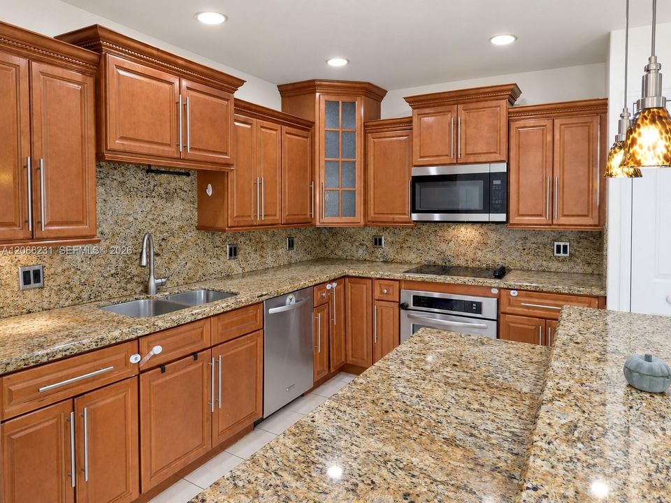 For Sale: $639,900 (3 beds, 2 baths, 1939 Square Feet)