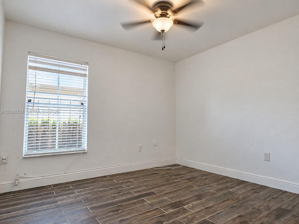 For Sale: $639,900 (3 beds, 2 baths, 1939 Square Feet)