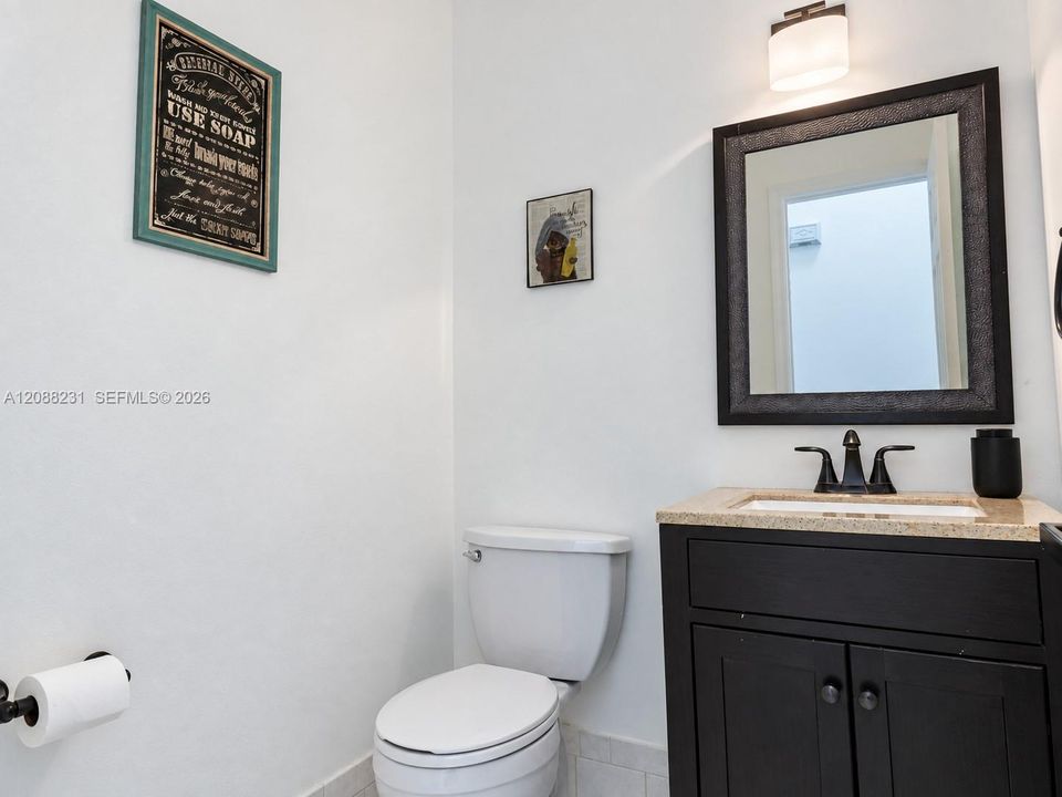 For Sale: $639,900 (3 beds, 2 baths, 1939 Square Feet)
