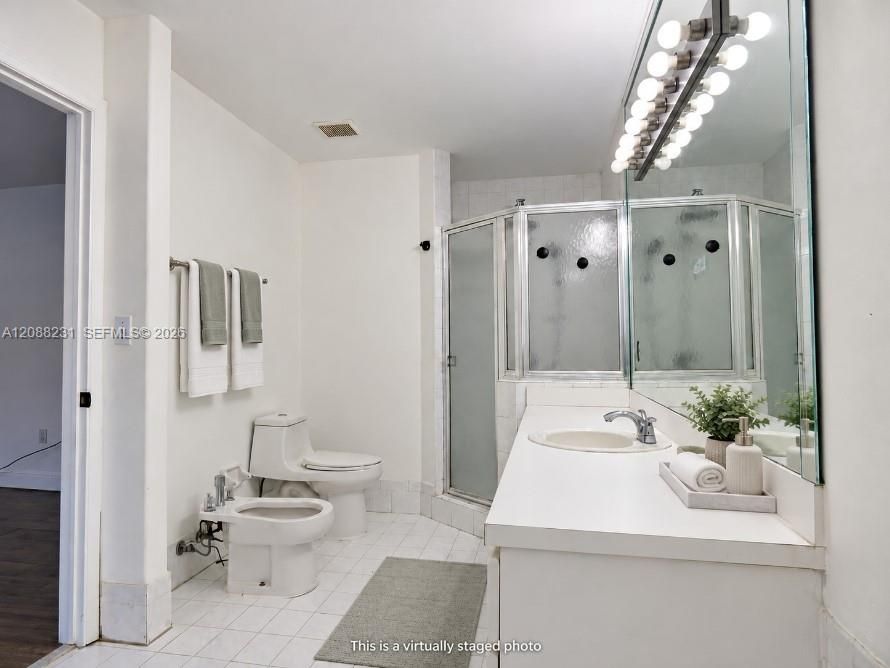 For Sale: $639,900 (3 beds, 2 baths, 1939 Square Feet)