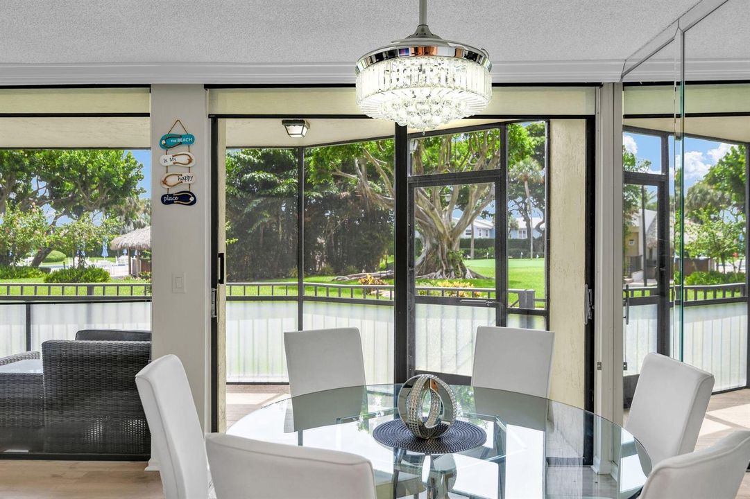 109 Main area dinning 3