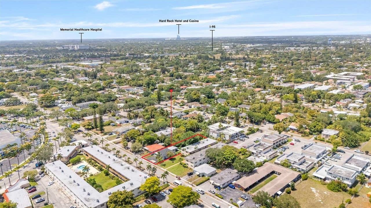 En Venta: $749,900 (4 camas, 3 baños, 1827 Pies cuadrados)