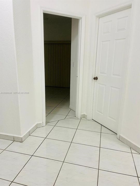 В аренду: $3,900 (4 спален, 2 ванн, 2148 Квадратных фут)