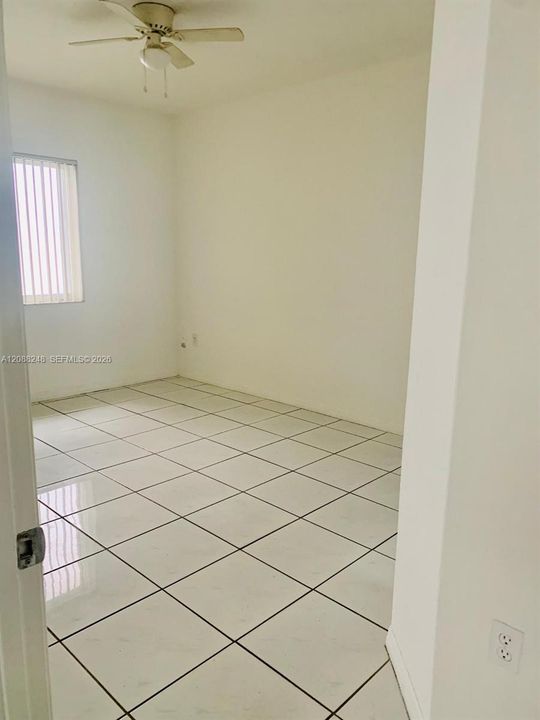 В аренду: $3,900 (4 спален, 2 ванн, 2148 Квадратных фут)