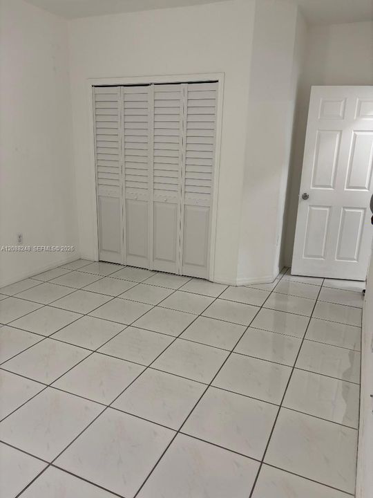 В аренду: $3,900 (4 спален, 2 ванн, 2148 Квадратных фут)