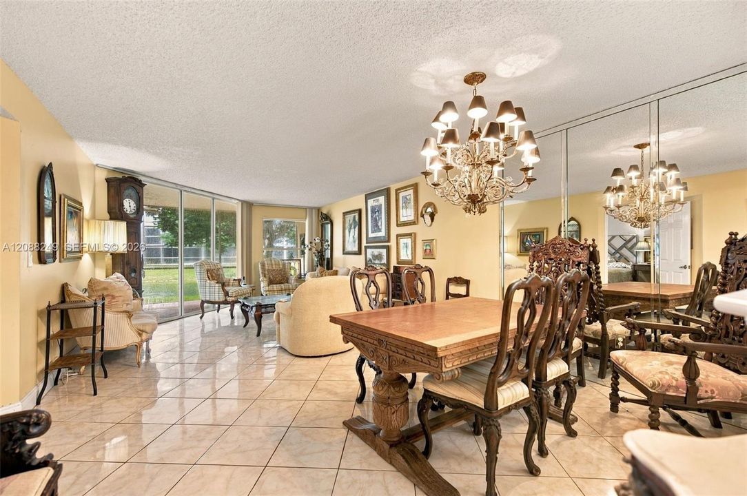 For Sale: $249,900 (2 beds, 2 baths, 1500 Square Feet)
