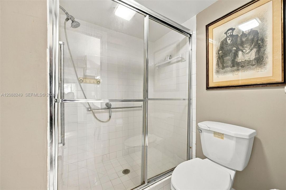 For Sale: $249,900 (2 beds, 2 baths, 1500 Square Feet)