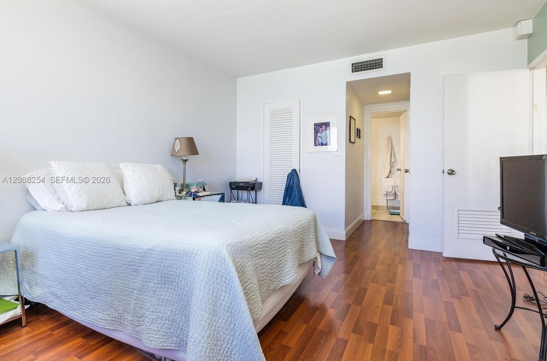 En Renta: $3,400 (1 camas, 1 baños, 994 Pies cuadrados)
