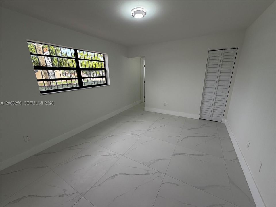 For Rent: $2,600 (3 beds, 2 baths, 1283 Square Feet)