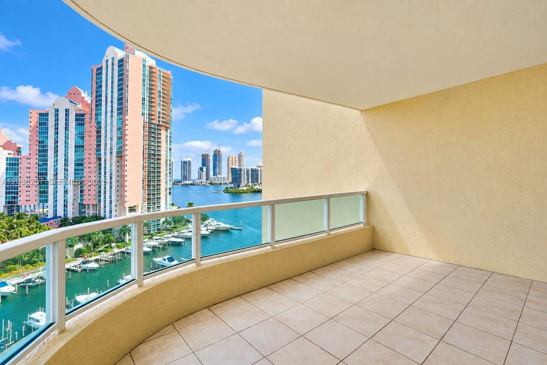 For Rent: $4,000 (3 beds, 3 baths, 1650 Square Feet)