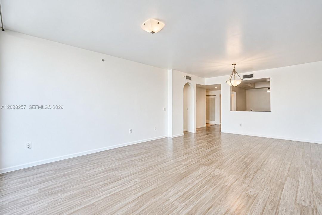 For Rent: $4,000 (3 beds, 3 baths, 1650 Square Feet)