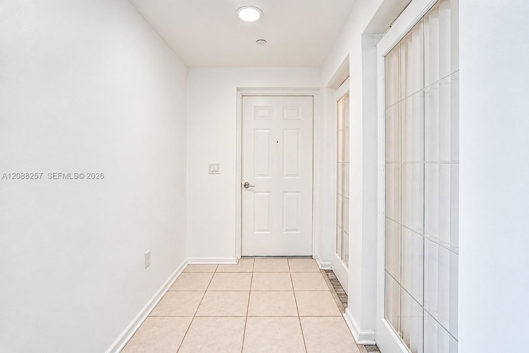 For Rent: $4,000 (3 beds, 3 baths, 1650 Square Feet)