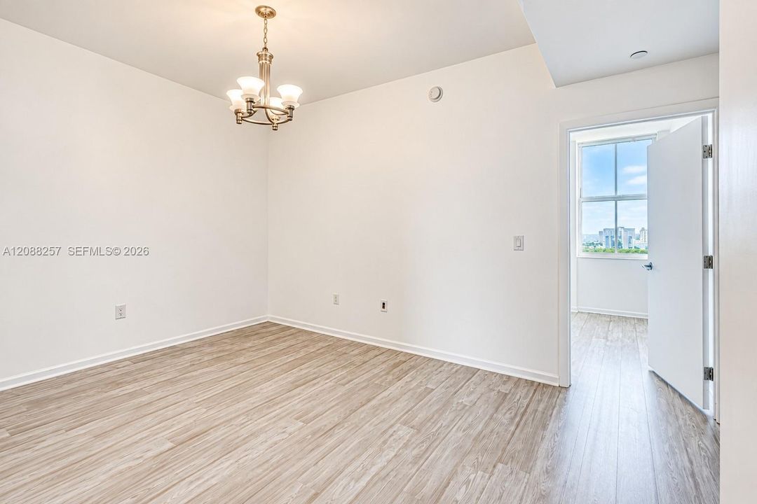 For Rent: $4,000 (3 beds, 3 baths, 1650 Square Feet)