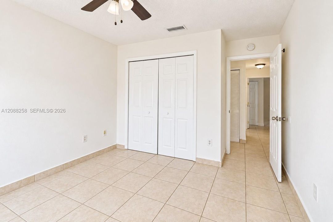 For Rent: $4,000 (3 beds, 2 baths, 1516 Square Feet)
