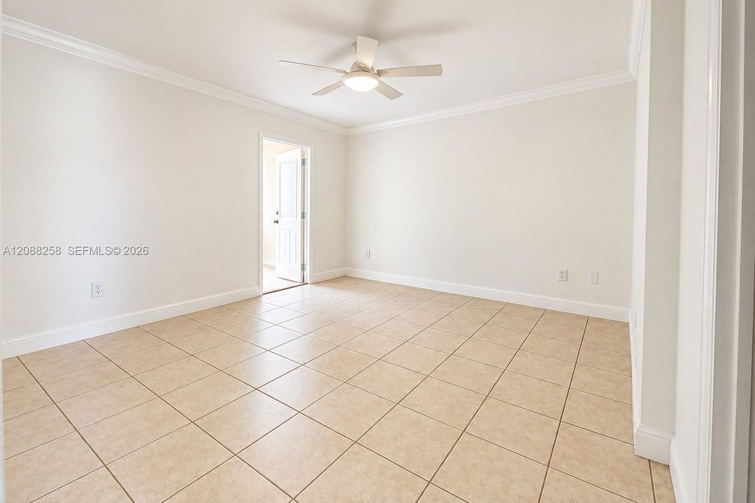 For Rent: $4,000 (3 beds, 2 baths, 1516 Square Feet)