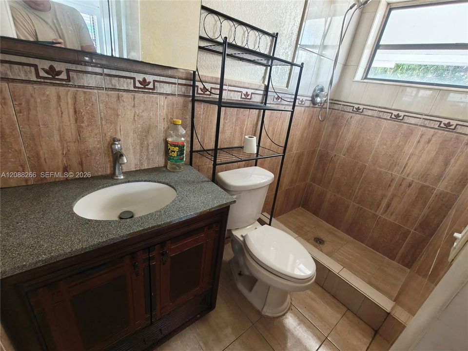 En Renta: $3,000 (4 camas, 2 baños, 1512 Pies cuadrados)