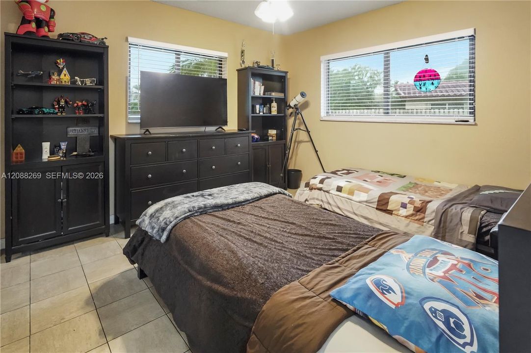 For Sale: $729,999 (4 beds, 2 baths, 2033 Square Feet)