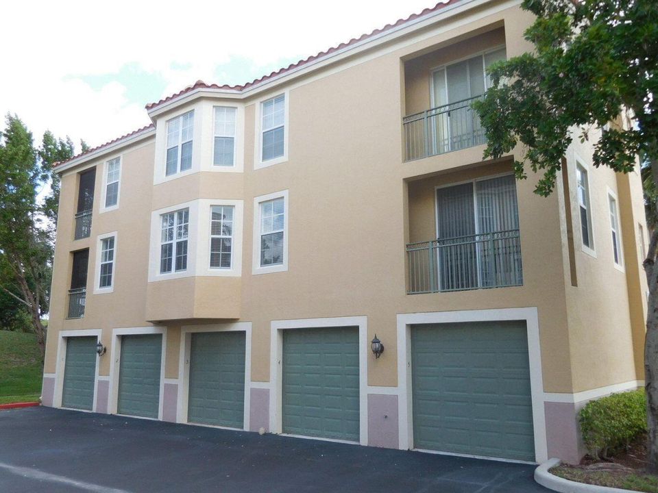 SIDE OF CONDO